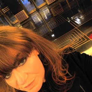 Meet your Posher, Lisa